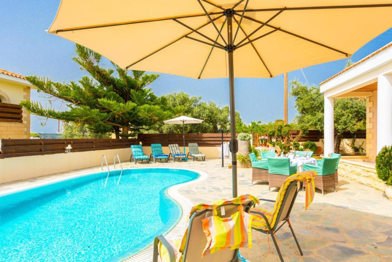 Villa Constantinos Kato Yialia 외부 사진