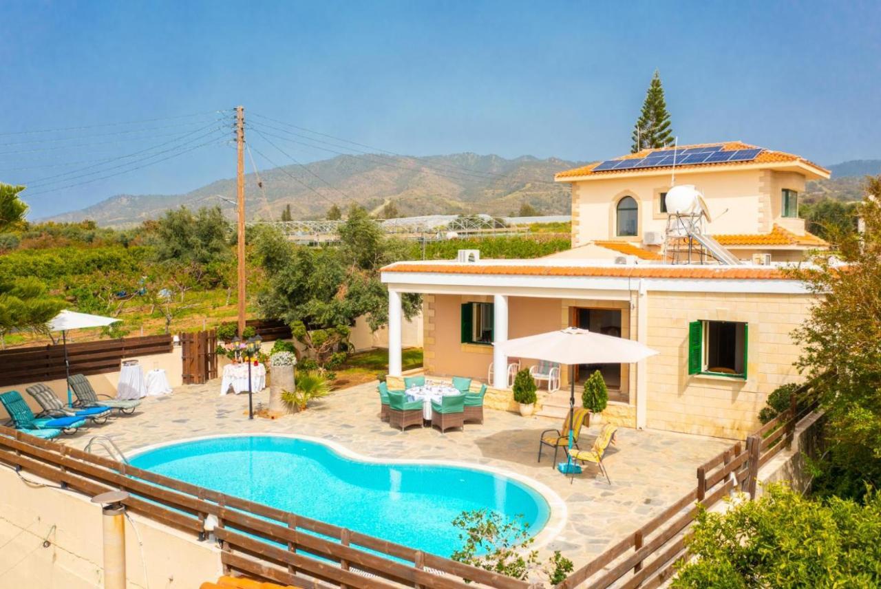 Villa Constantinos Kato Yialia 외부 사진