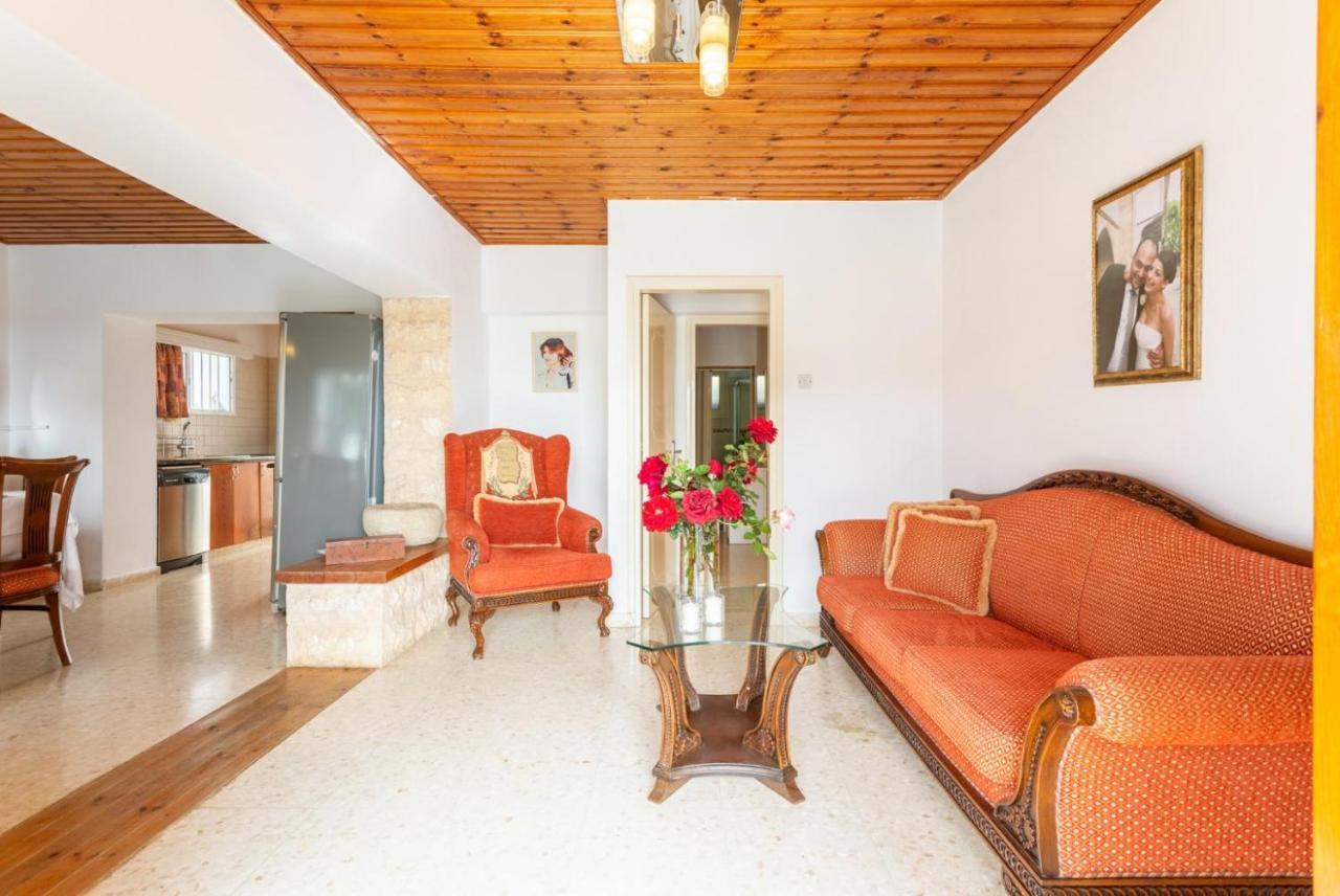 Villa Constantinos Kato Yialia 외부 사진